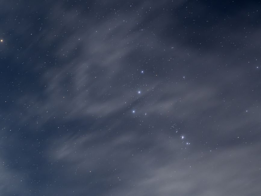 Ciel étoilé avec la constellation d’Orion