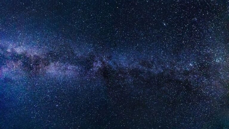 Ciel étoilé et Voie lactée évoquant le signe astrologique du Verseau