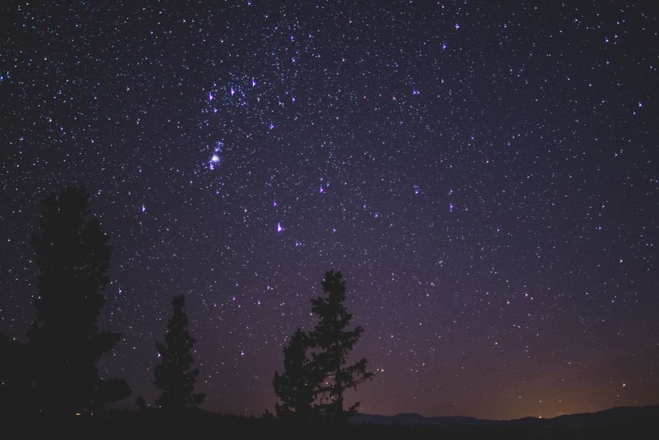 Voûte céleste et étoiles